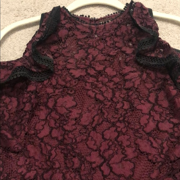 Gorgeous lace maroon and black top - Picture 3 of 6